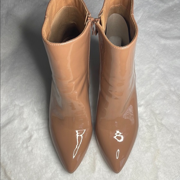 New- Top Moda-shiny patent tan ankle booties- 10 - Picture 2 of 8